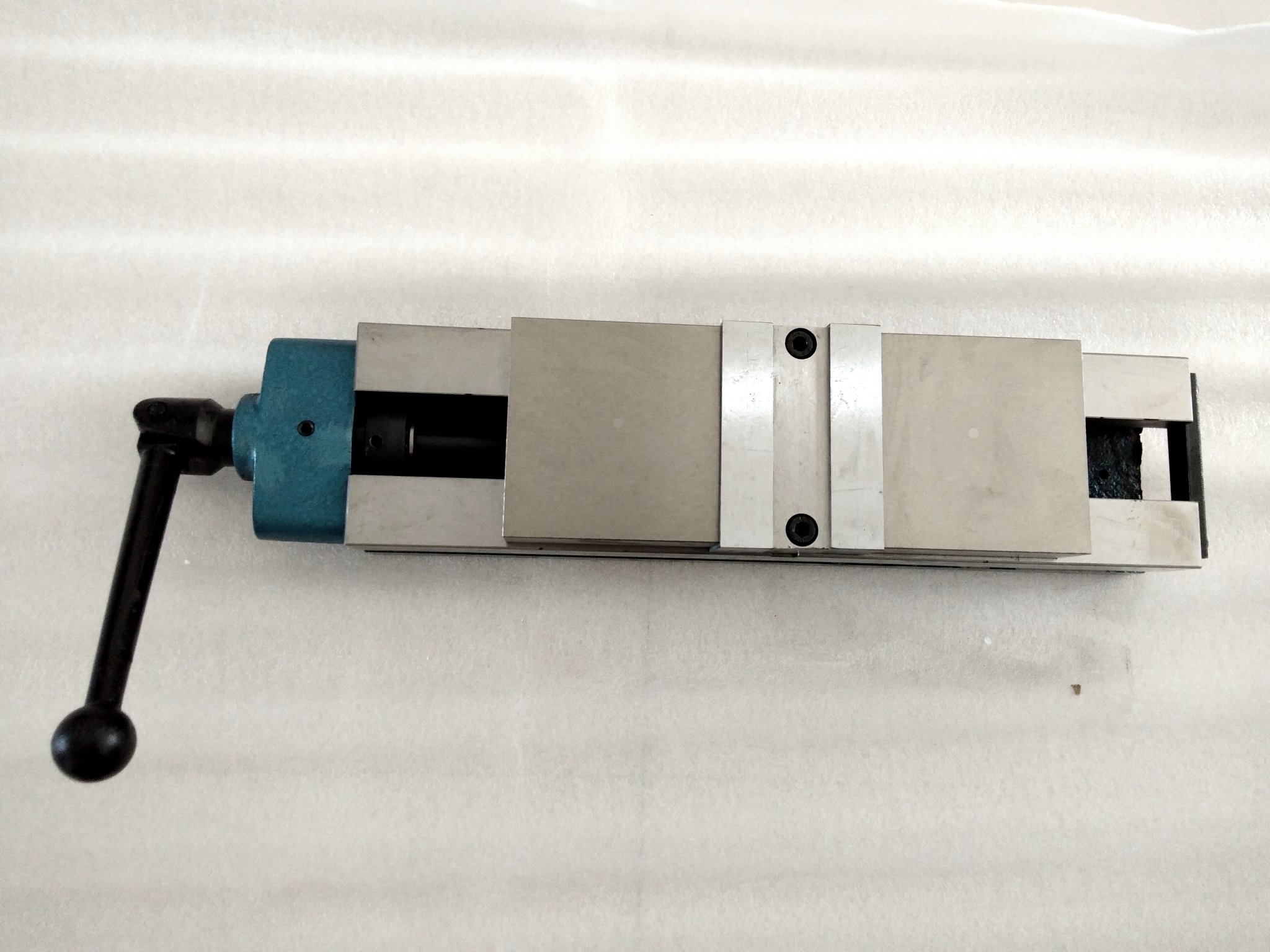 Q93 DOUBLE-ACTION ANGLE TIGHT MACHINE VICE